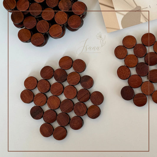 Isana® Bamboo Coaster Set – 6 pcs (Handwoven)