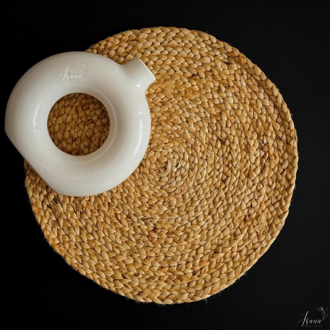 JuteHalo™ Round Jute Placemat
