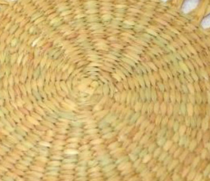 Kauna Elegance – Designer Handwoven Kauna Grass Dining Mat