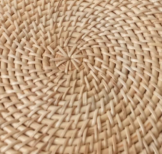 Aara Luxe Cane Round Placemat – Handwoven Elegance