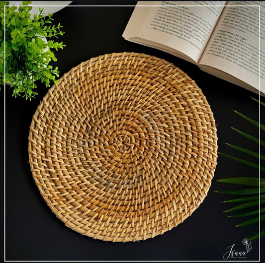Ovalo Rattan Cane Placemat – Handwoven Natural Elegance