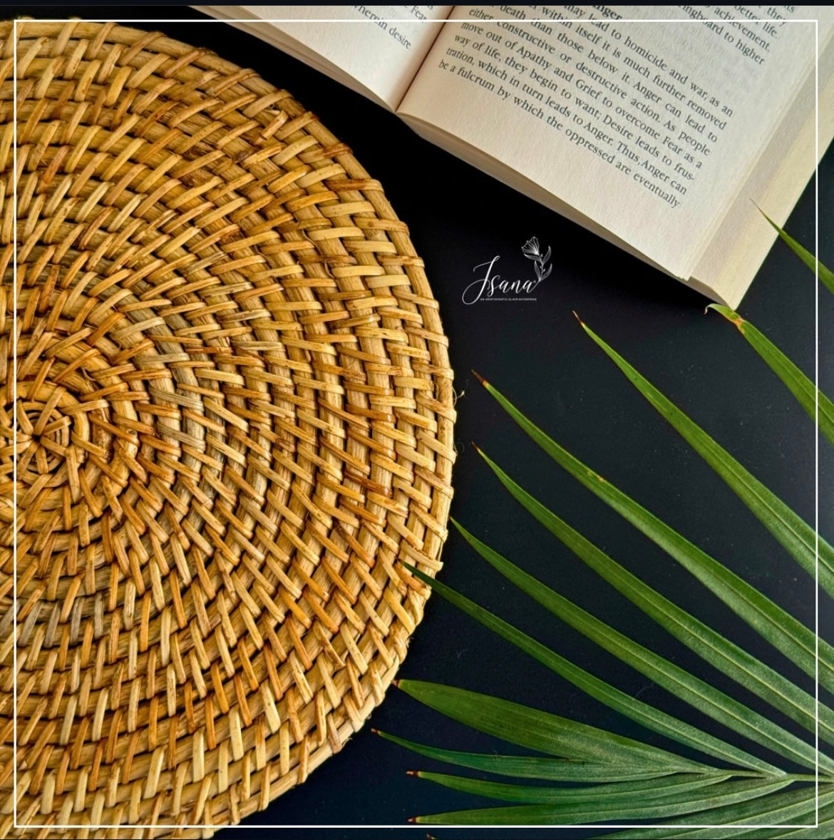Ovalo Rattan Cane Placemat – Handwoven Natural Elegance