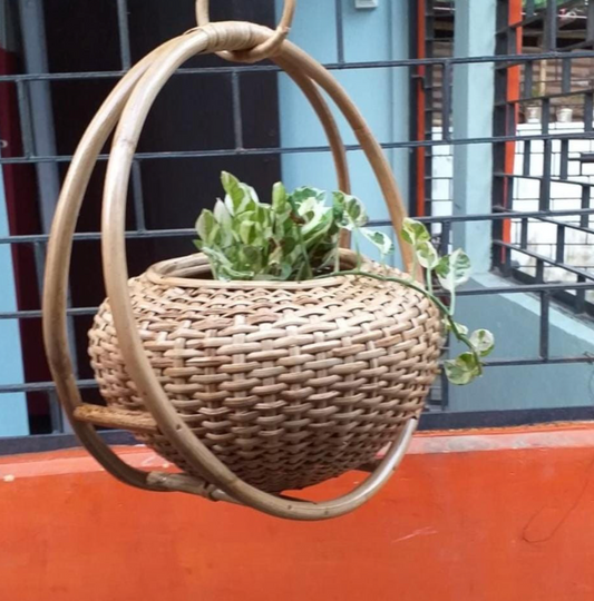 Nest Planter