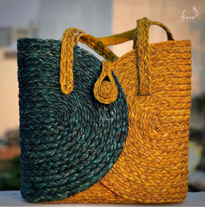 Aakriti Sabai Bag – Dual-Tone Spiral Weave Tote