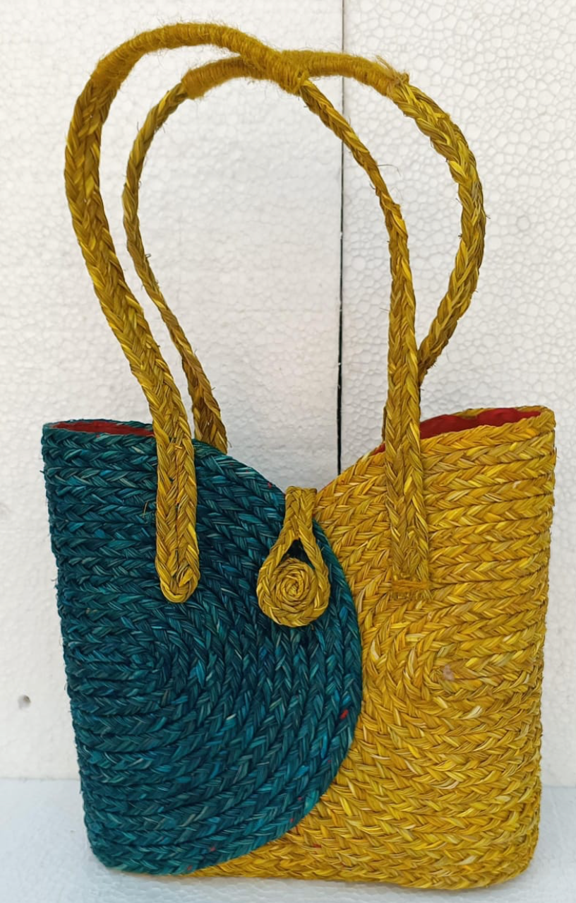 Aakriti Sabai Bag – Dual-Tone Spiral Weave Tote