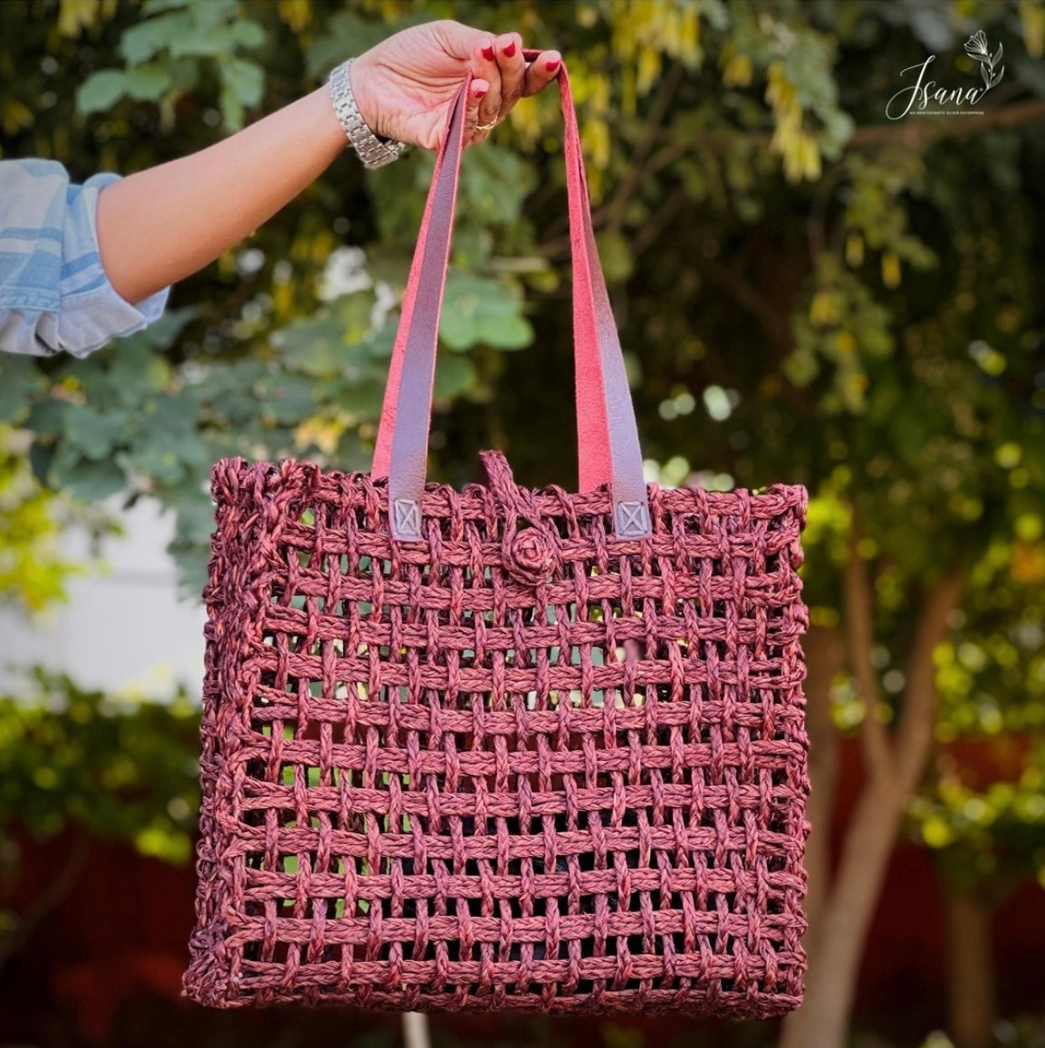 SauraWeave Sabai Grass Mesh Bag – Designer Handle Tote