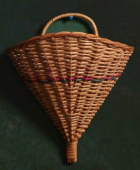 BloomNest Willow Hanging Vase