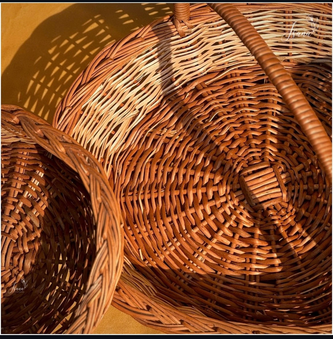 Heartsong Willow Basket Set – With Handles (Set of 3)