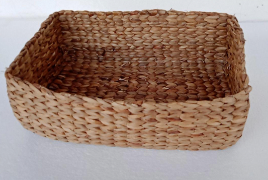 Amaira Water Hyacinth Tray – Handwoven & Sustainable