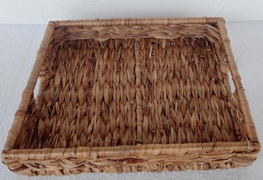 Aira Grande Cane-Edged Hyacinth Tray