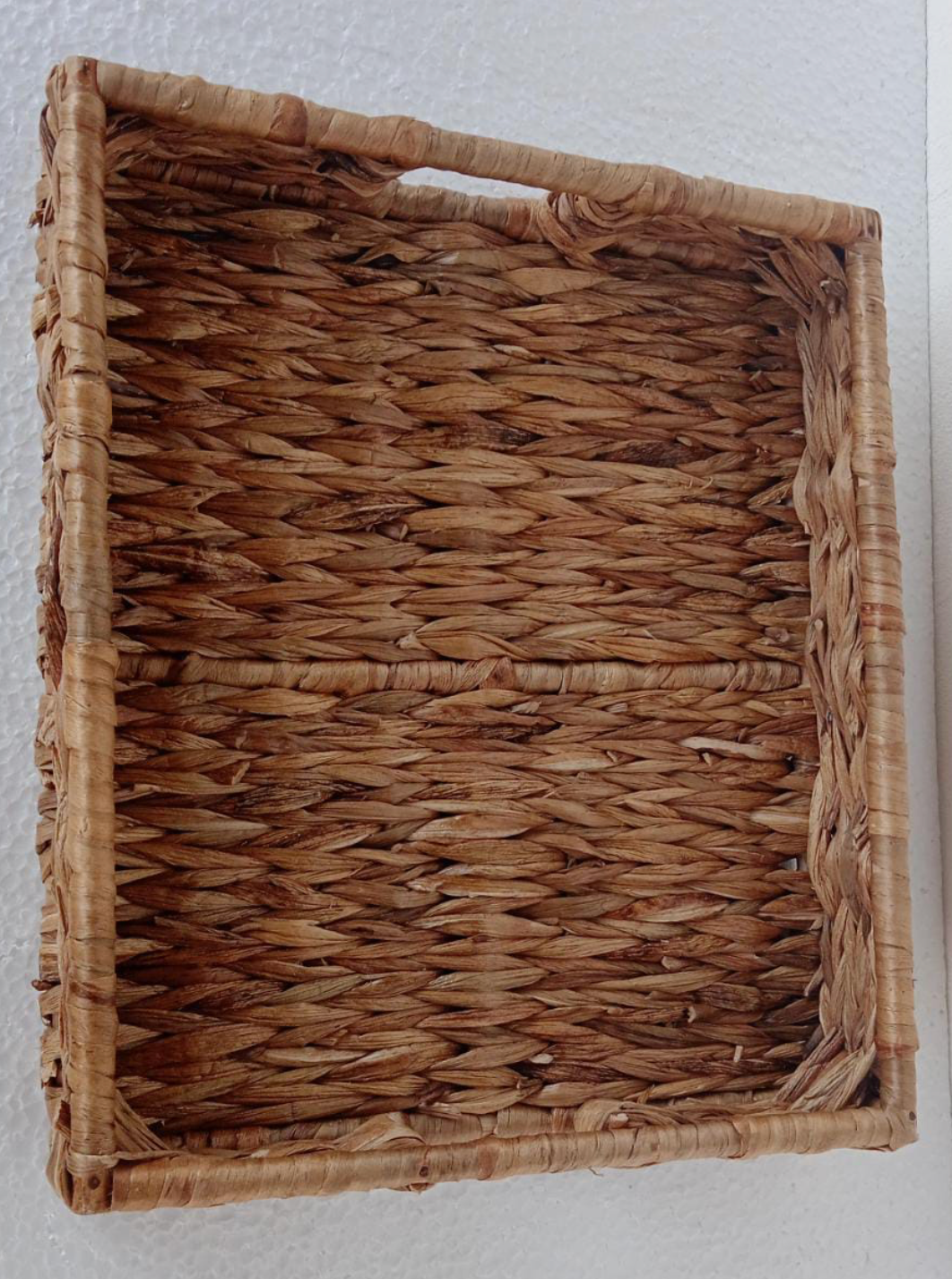 Aira Grande Cane-Edged Hyacinth Tray