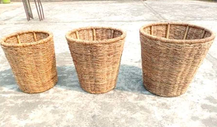 Planter with Cane Frame