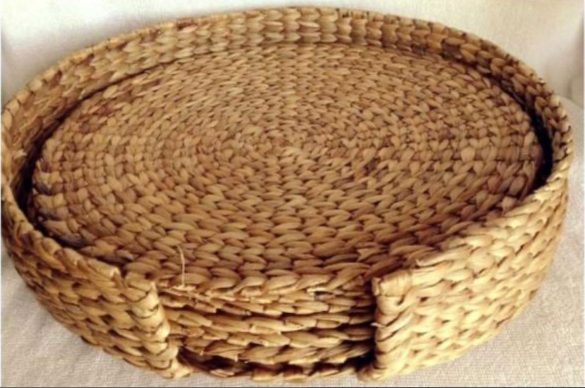 EcoServe Luxe – 6 Pc Handwoven Water Hyacinth Placemats with Holder Sustainable Dining Set